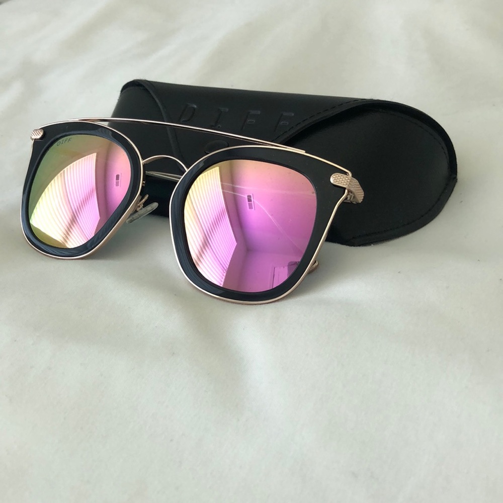 ZOEY -PINK MIRROR LENS - Polarized / Dark Tortoise